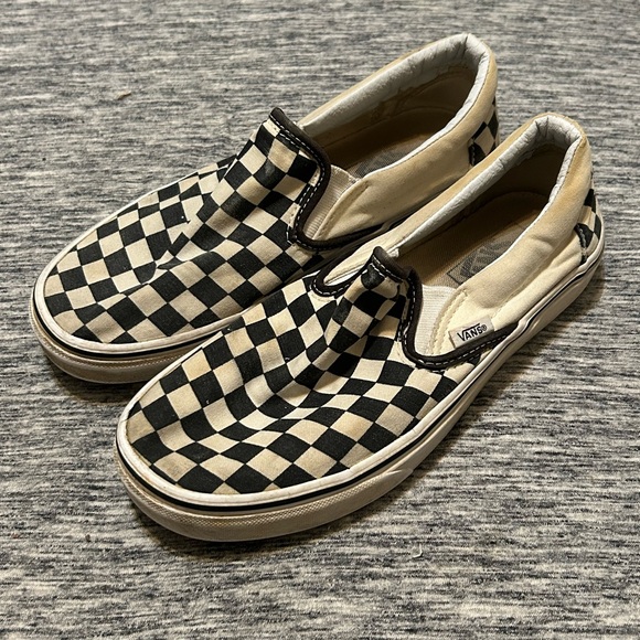 Vans Shoes - Slip On Vans Checkered Ladies 8 / Men’s 6.5